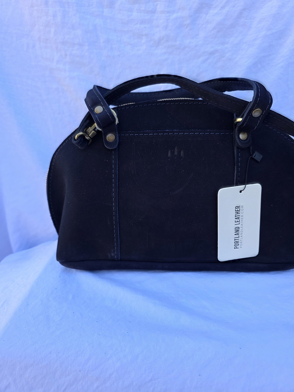 Portland Leather Small Velvet Blue Logan